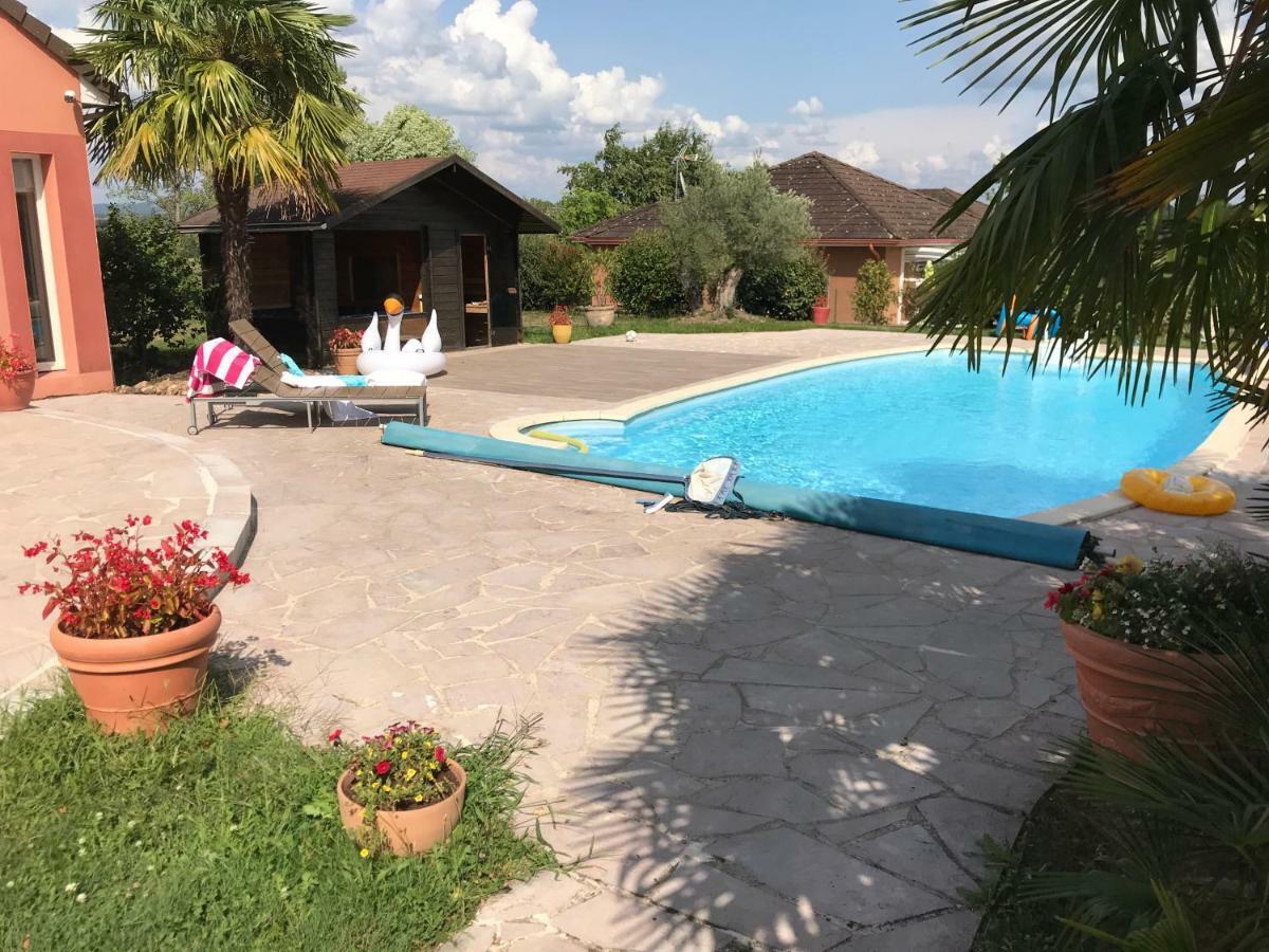 Chambres D'Hotes La Coloniale Varetz Екстер'єр фото