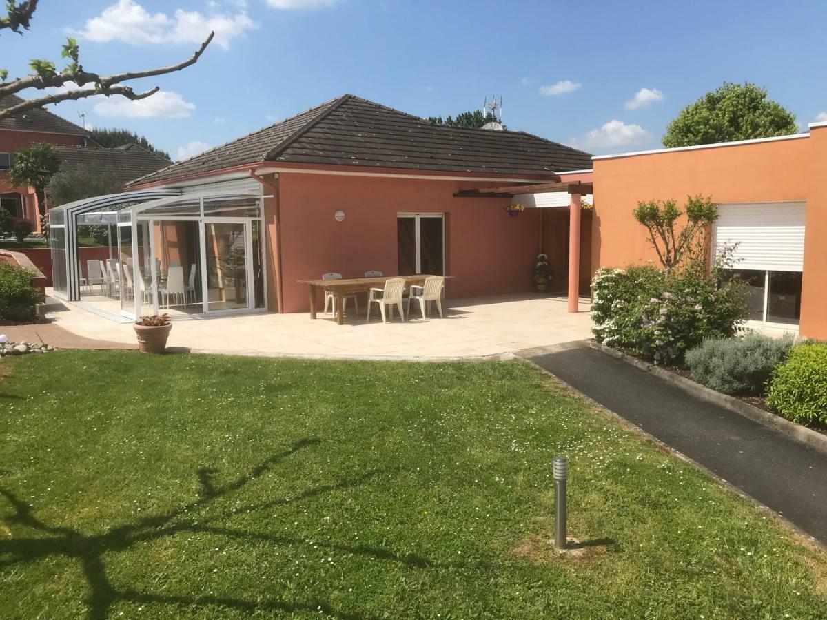 Chambres D'Hotes La Coloniale Varetz Екстер'єр фото